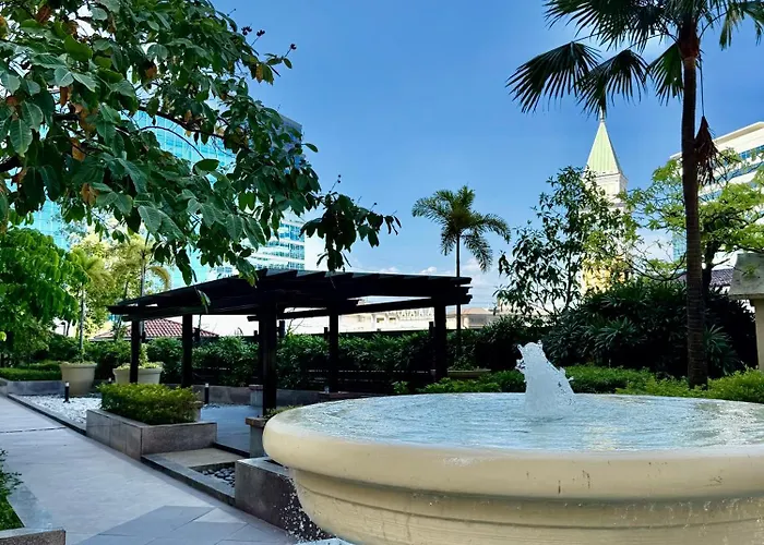 Apartment Venice Luxe Homey , Pool, Sauna, Canal Mall For 3 Guests Only