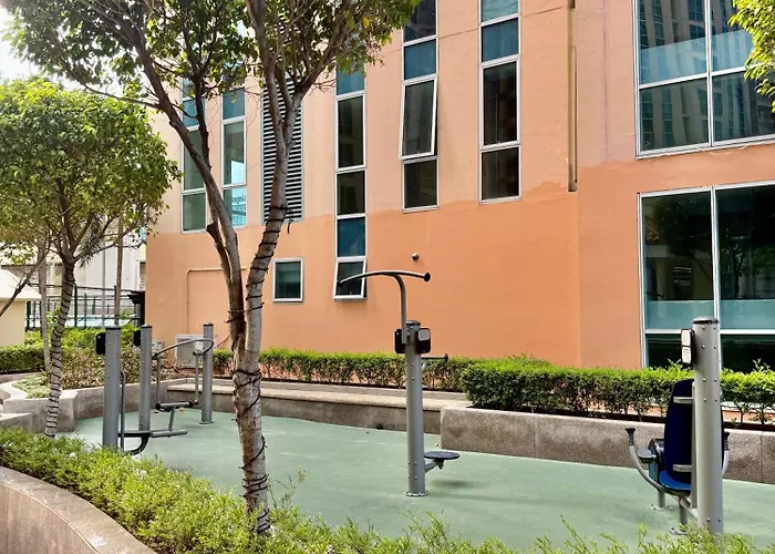 Venice Luxe Homey , Pool, Sauna, Canal Mall For 3 Guests Only Manila